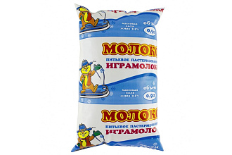 Молоко 2,5% 0,9 л пленка Играмолоко